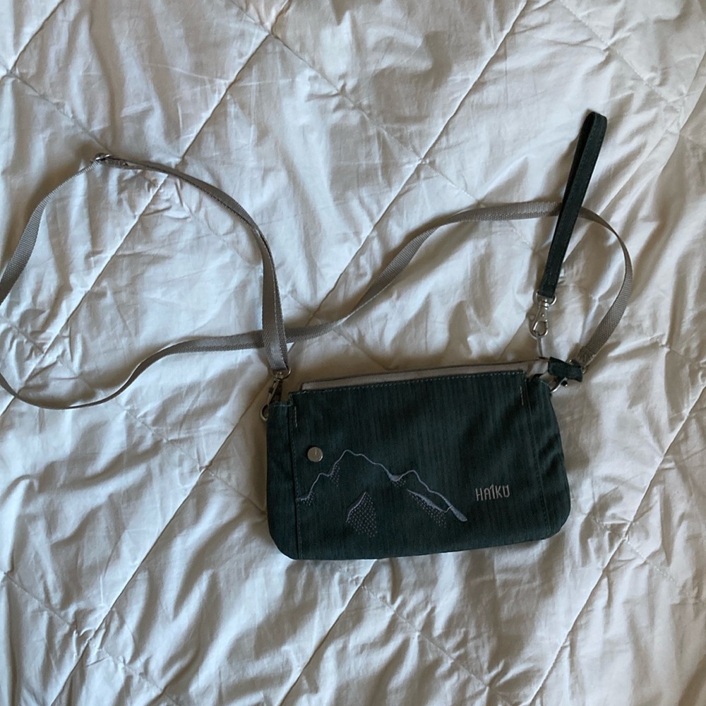 Haiku convertible purse